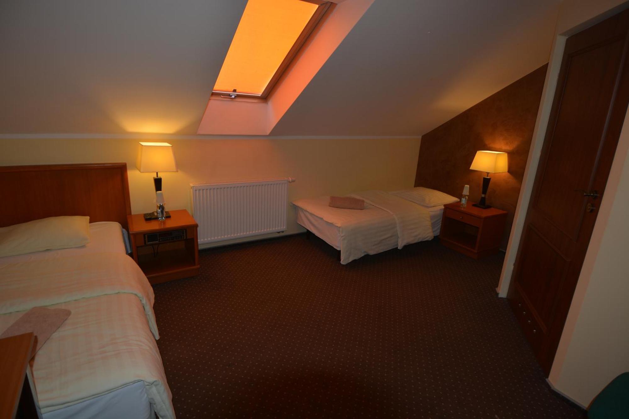 Hotel Stawisko Klaudyn Værelse billede
