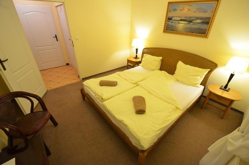 Hotel Stawisko Klaudyn Eksteriør billede